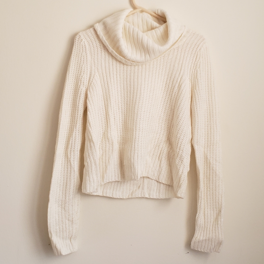 White Knit Cowl Kneck Sweater